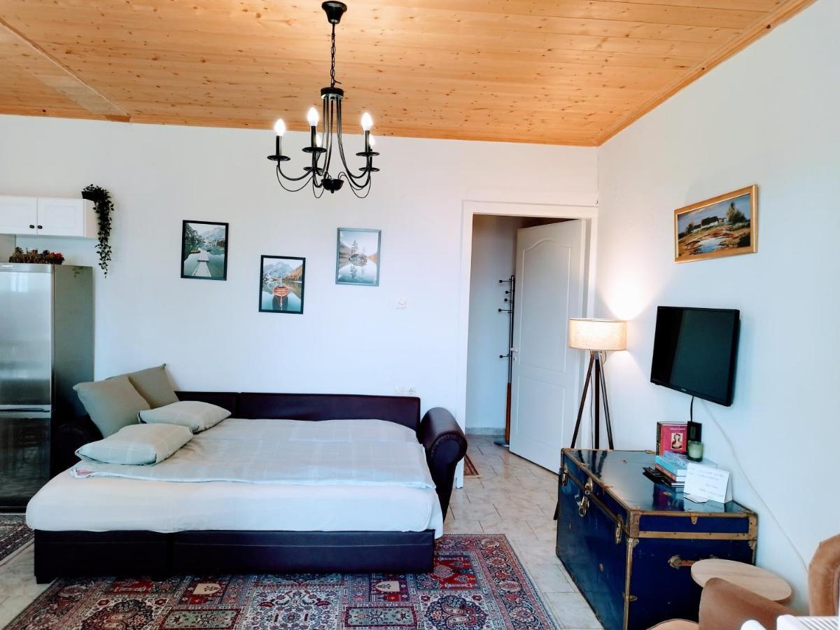 Cozy Cottage For 4 Lávdhas Exterior foto